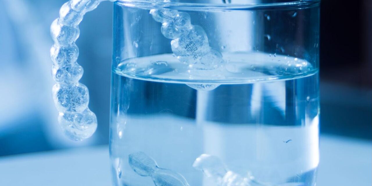 How to Wash Invisalign?