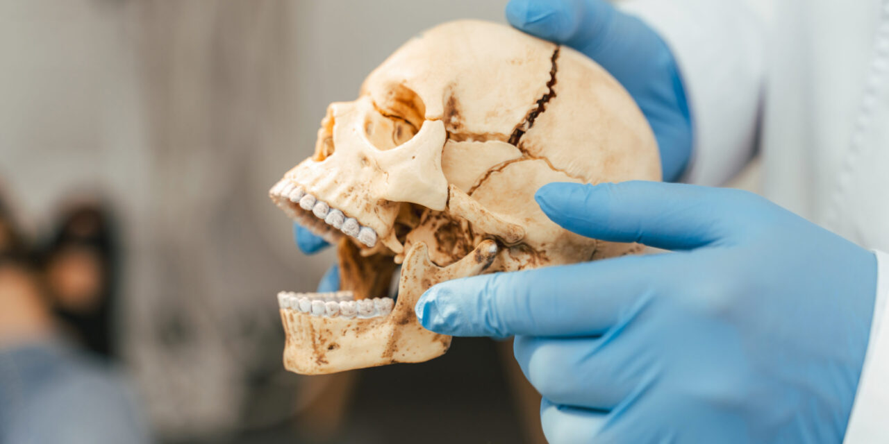 Wisdom Tooth Pain: What’s Causing It and When to See a Dentist